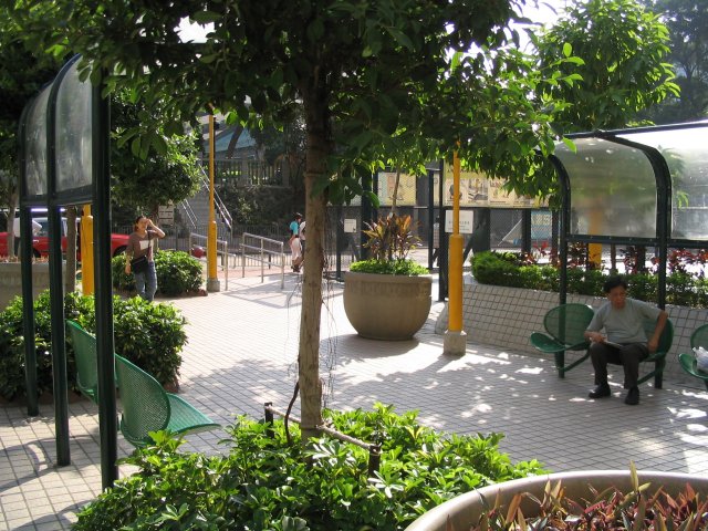 sitting area on Nathan Rd2.jpg